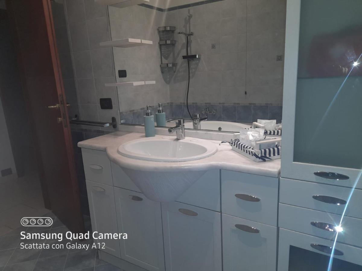 La Casa Di Debby Apartment Capannori Bagian luar foto